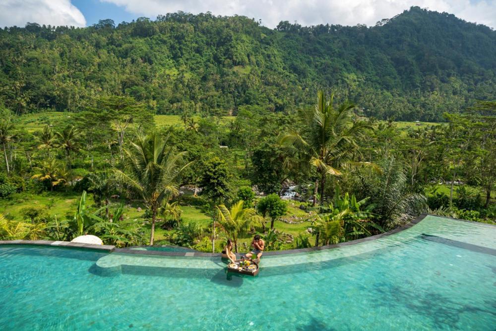 Wapa Di Ume Sidemen Hotel Sidemen  Exterior photo The resort's infinity pool